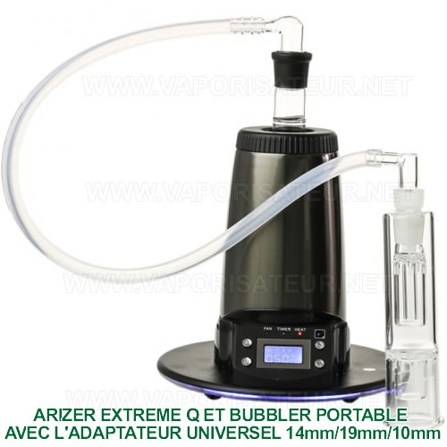 Vaporisateur Extreme Q avec le bubbler portatif Arizer Extreme Q connecté à un mini bubbler portable avec l'adaptateur WP universel