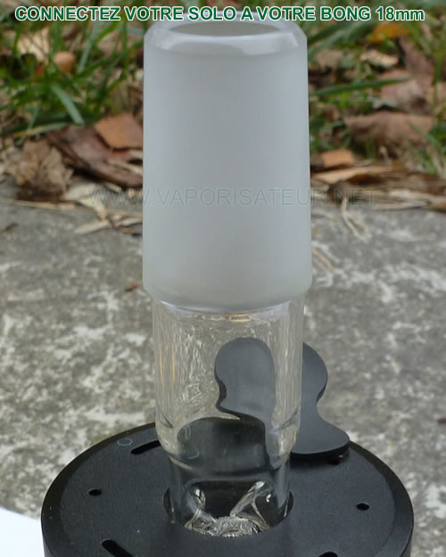 Connecter vaporisateur Arizer Solo avec l'adaptateur water pipe 18mm