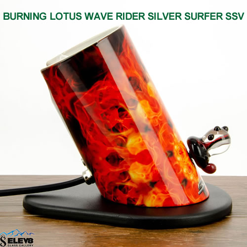 Silver Surfer SSV Wave Rider Burning Lotus vaporizer desktop custom personnalisé du fabricant Elev8 du Colorado